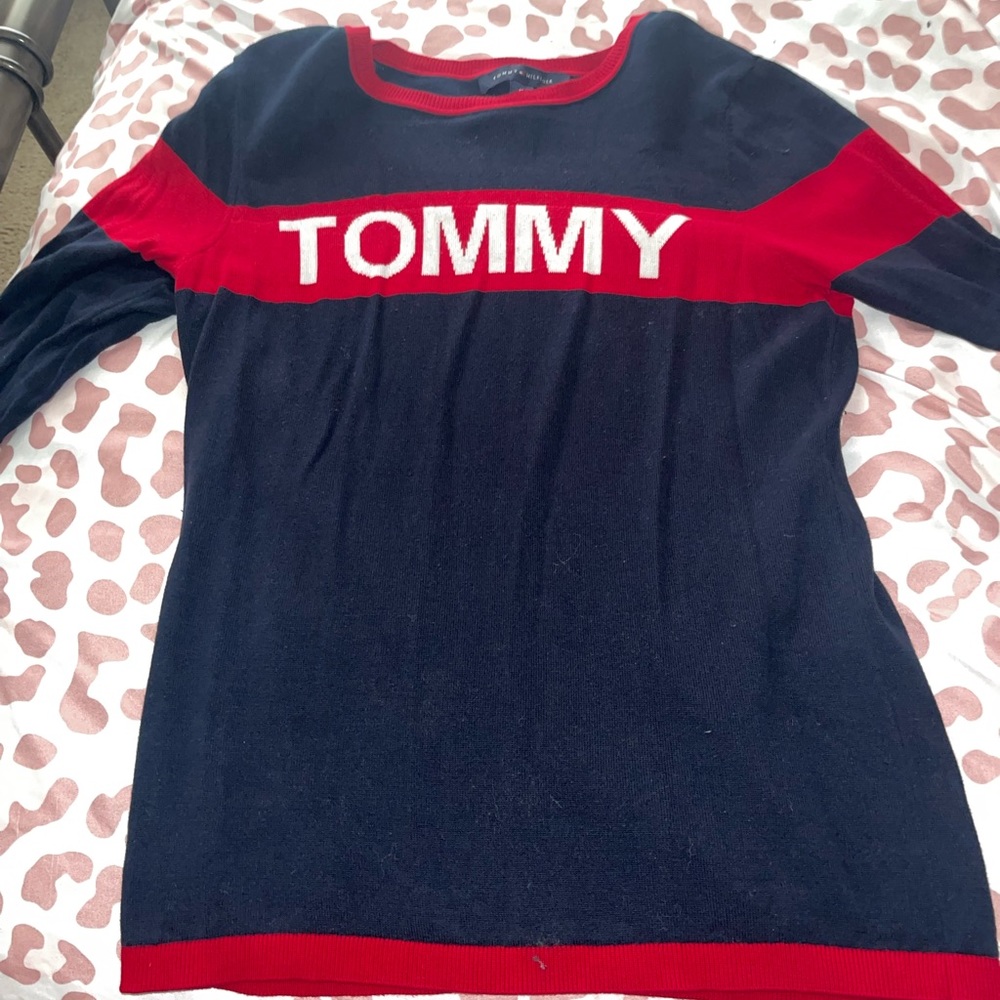 Tommy long selves shirt
